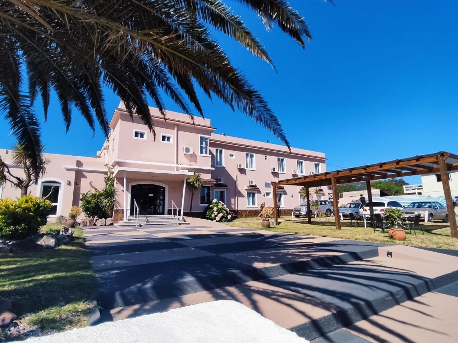 Hotel Meson Do Vento Piriapolis Bagian luar foto