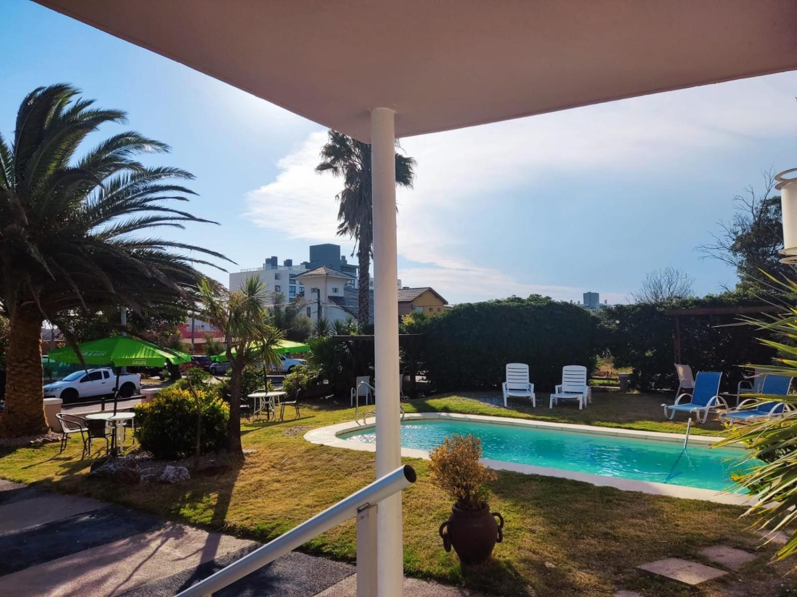 Hotel Meson Do Vento Piriapolis Bagian luar foto